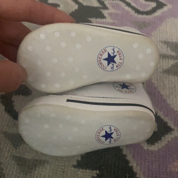 Infant converse sneakers - Picture 3 of 3